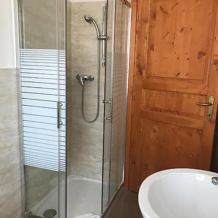 Bed & Breakfast La Sosta & *