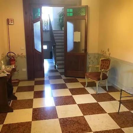 住宿加早餐酒店 La Sosta & San Felice sul Panaro